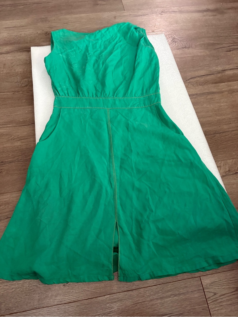 Melow Green Sleeveless A-Line Linen Blend Dress front slit pockets - Picture 2 of 12